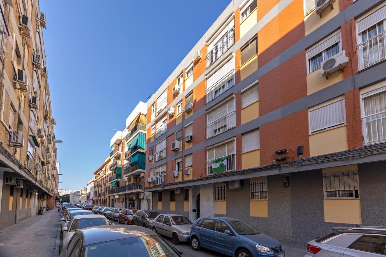 Charming 2 Bedroom Apartment At Triana Center By Oui Севиля Екстериор снимка