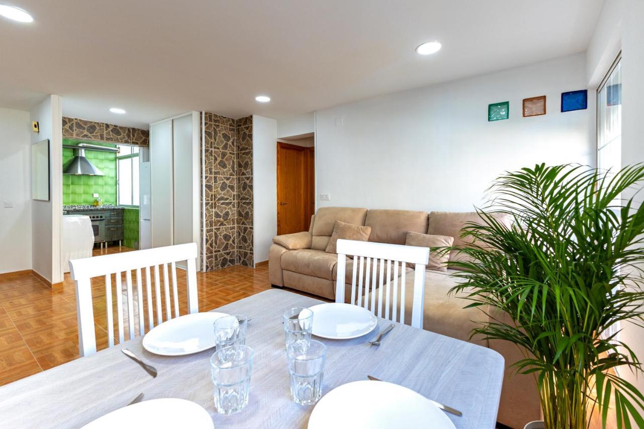 Charming 2 Bedroom Apartment At Triana Center By Oui Севиля Екстериор снимка