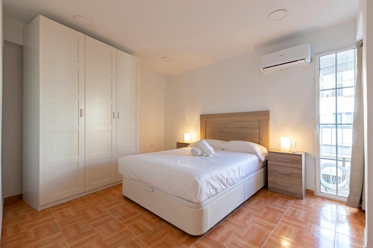 Charming 2 Bedroom Apartment At Triana Center By Oui Севиля Екстериор снимка