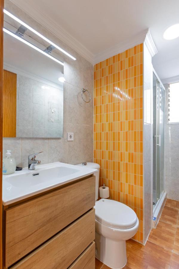 Charming 2 Bedroom Apartment At Triana Center By Oui Севиля Екстериор снимка