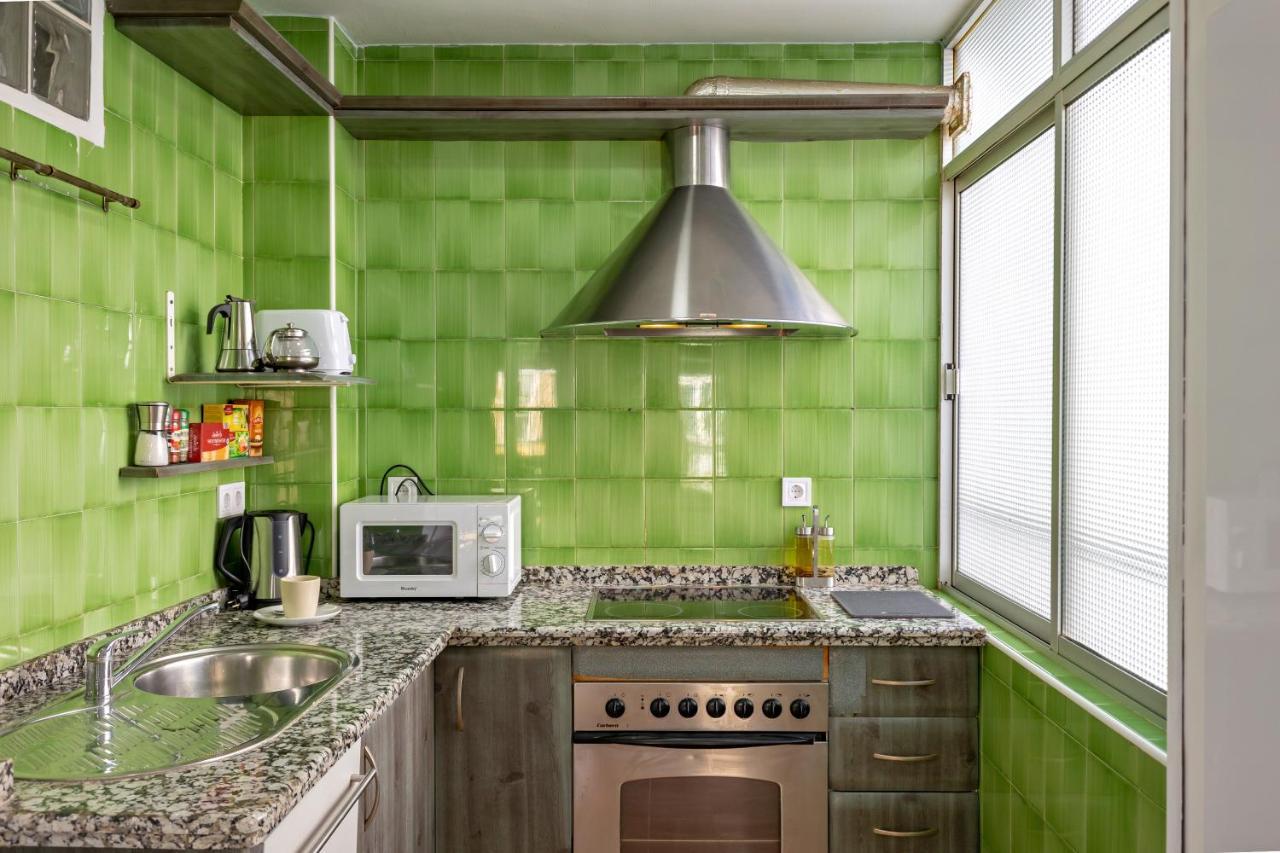 Charming 2 Bedroom Apartment At Triana Center By Oui Севиля Екстериор снимка